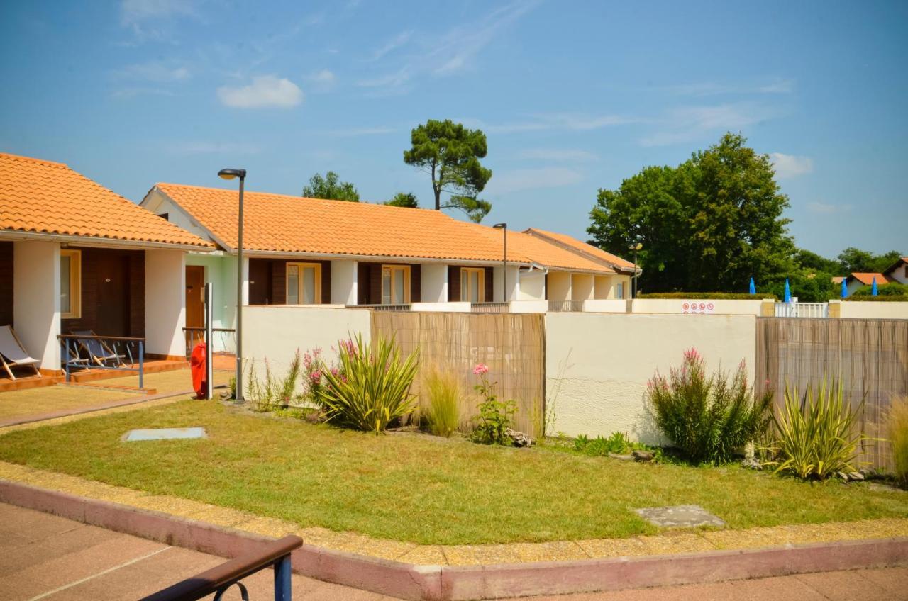 Hotel Les Pins Уртен Екстер'єр фото
