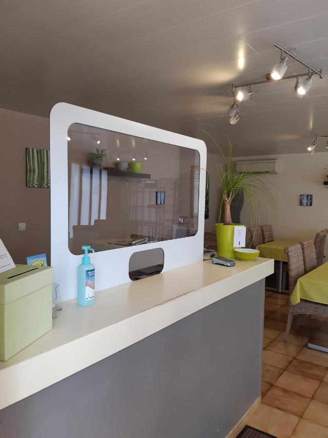 Hotel Les Pins Уртен Екстер'єр фото